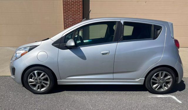2016 Chevrolet Spark Ev - Image 12