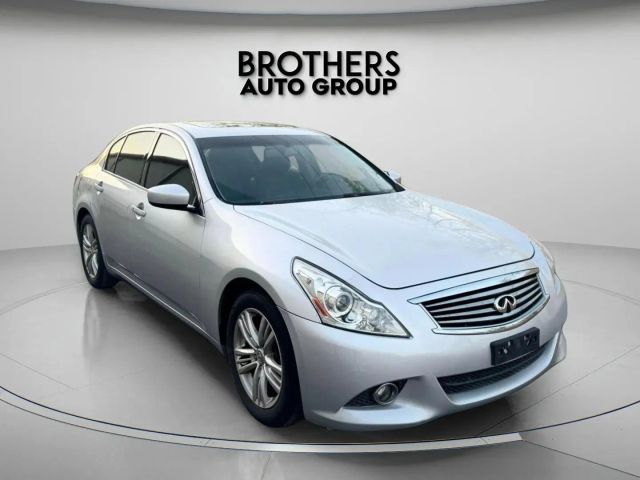 2010 Infiniti G - Image 2