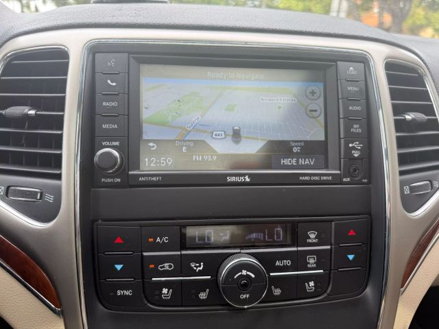 2013 Jeep Grand Cherokee - Image 21