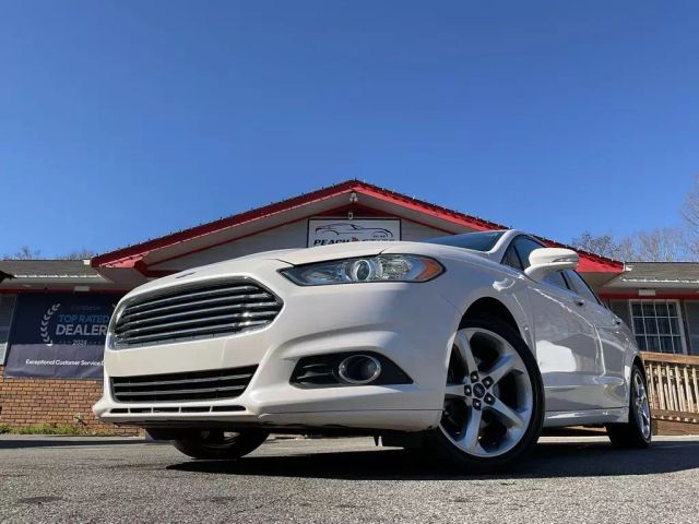 2013 FORD FUSION SEDAN WHITE AUTOMATIC - Peach State Motors