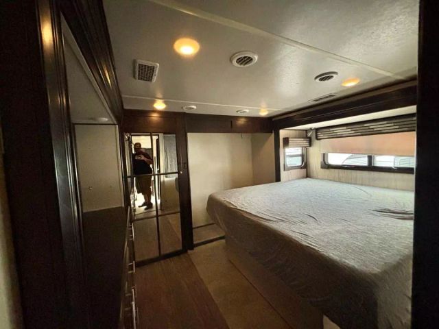2018 Forest River Palomino Columbus - Image 9
