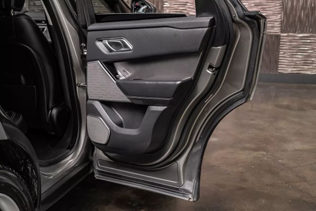 2018 Land Rover Range Rover Velar S Sport Utility 4d - Image 59