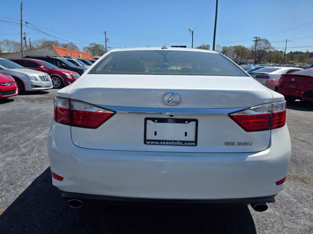 2014 Lexus Es - Image 6