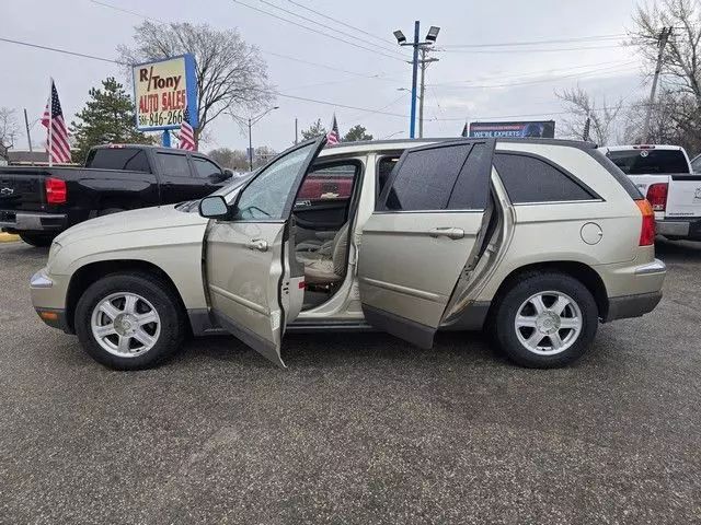 2005 Chrysler Pacifica - Image 9