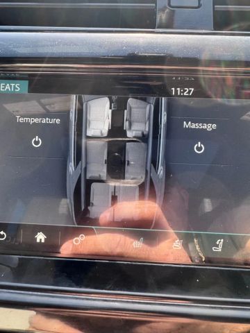 2018 Land Rover Discovery Hse Luxury Sport Utility 4d - Image 25
