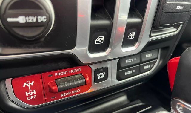 2018 JEEP WRANGLER SUV V6 3.6L GASOLINE UTILITY 2D RUBICON 4WD 3.6L V6