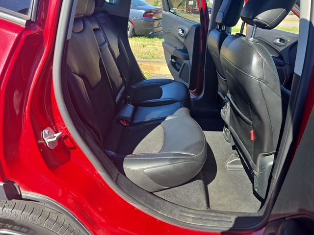 2019 Jeep Compass - Image 18