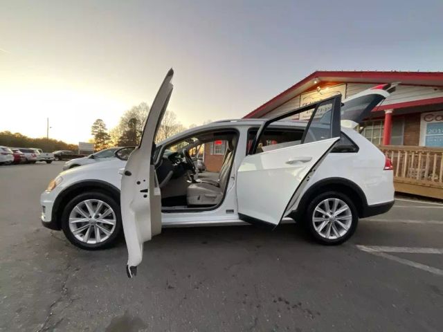 2017 VOLKSWAGEN GOLF ALLTRACK WAGON WHITE AUTOMATIC - Peach State Motors