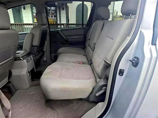 2004 Nissan Pathfinder Armada - Image 22