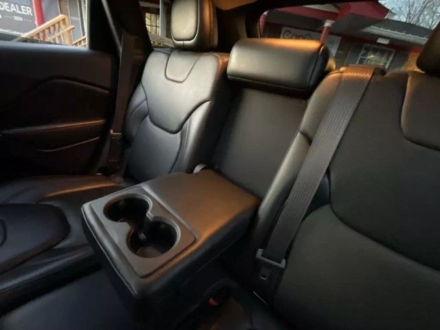 2017 JEEP CHEROKEE SUV WHITE AUTOMATIC - Peach State Motors