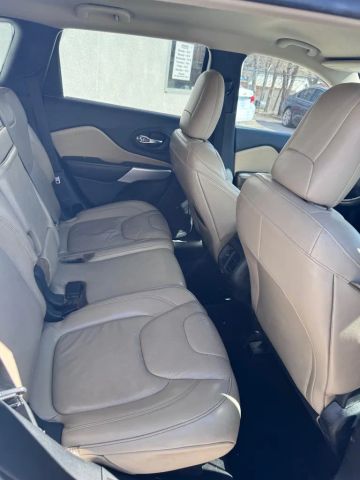 2017 Jeep Cherokee Limited Sport Utility 4d - Image 14