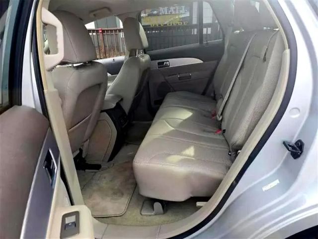 2011 Lincoln Mkx - Image 21