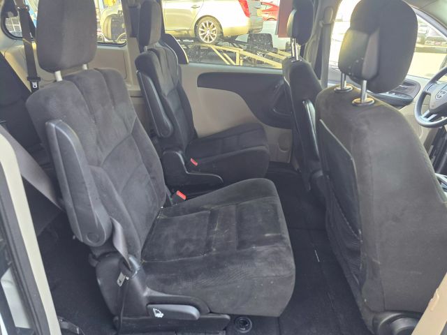 2015 Dodge Grand Caravan Passenger Sxt Minivan 4d - Image 13