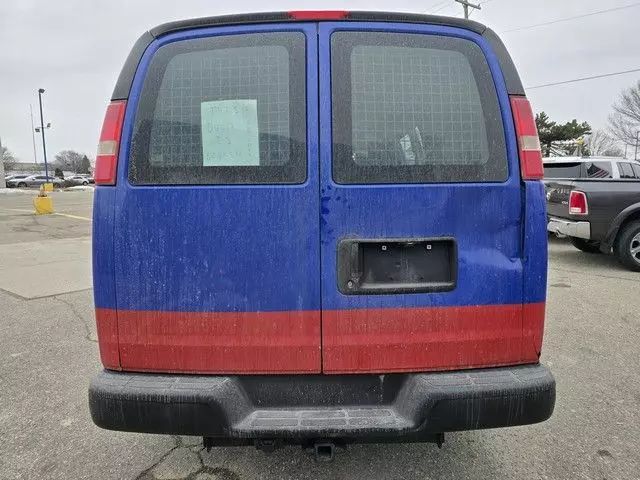 2012 Chevrolet Express 2500 Cargo - Image 2
