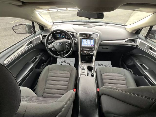 2018 Ford Fusion Se Hybrid Sedan 4d - Image 18