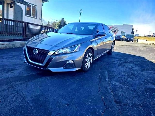2020 Nissan Altima - Image 1