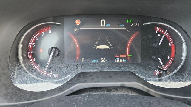2021 Toyota Rav4 - Image 26