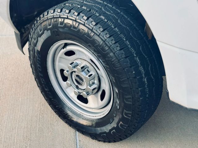 2019 Ford F250 Super Duty Crew Cab - Image 10