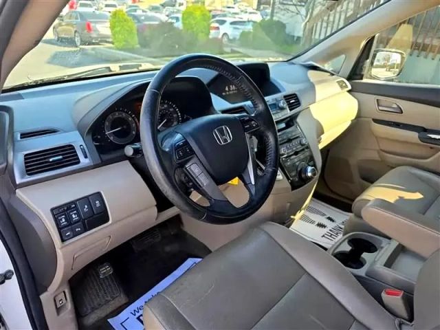 2013 Honda Odyssey - Image 12