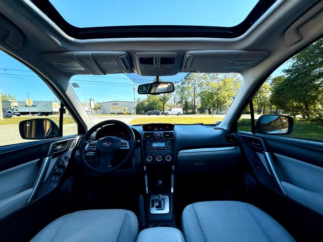 2014 Subaru Forester - Image 13