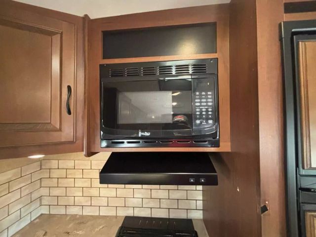 2015 Jayco Eagle - Image 10