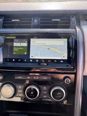 2018 Land Rover Discovery Hse Luxury Sport Utility 4d - Image 26