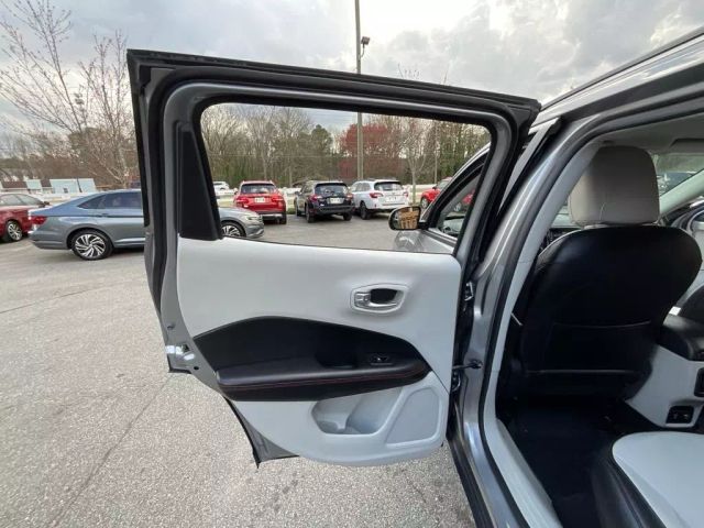 2020 JEEP COMPASS SUV SILVER AUTOMATIC - Peach State Motors