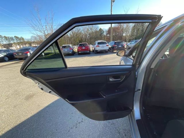 2016 TOYOTA CAMRY SEDAN SILVER AUTOMATIC - Peach State Motors