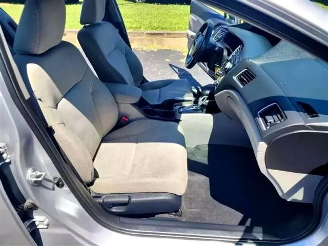2013 Honda Civic - Image 15