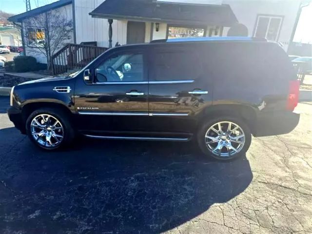 2007 Cadillac Escalade - Image 8
