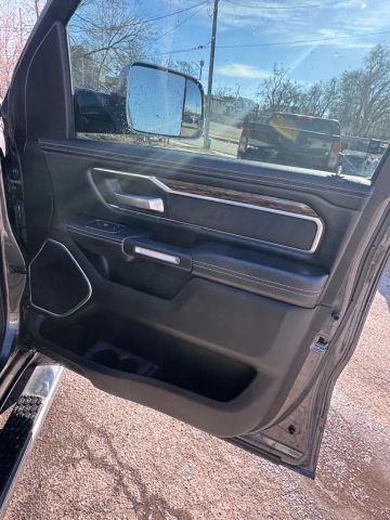 2019 Ram 1500 Crew Cab Laramie Pickup 4d 6 1/3 Ft - Image 17