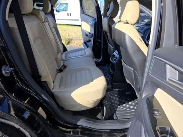 2019 Ford Edge - Image 19