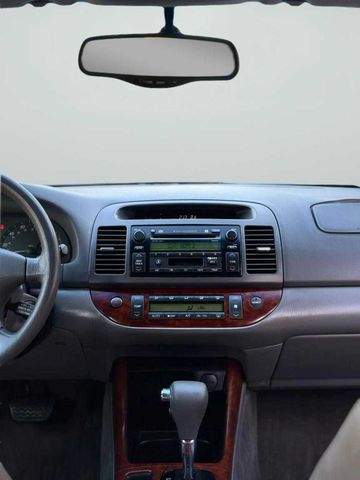 2003 Toyota Camry - Image 21