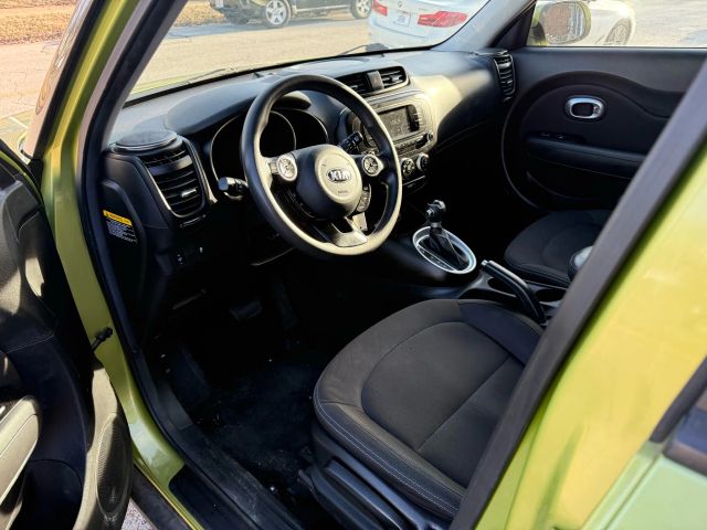 2017 Kia Soul - Image 11