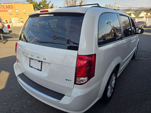 2015 Dodge Grand Caravan Passenger Sxt Minivan 4d - Image 6