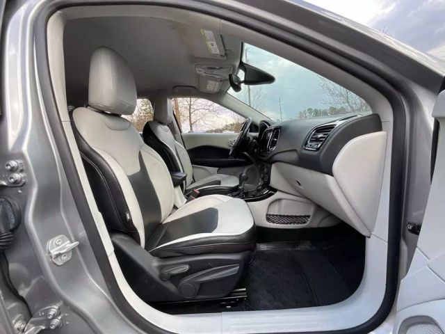 2020 JEEP COMPASS SUV SILVER AUTOMATIC - Peach State Motors