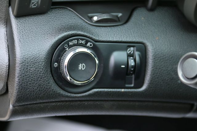 2013 Chevrolet Malibu - Image 14