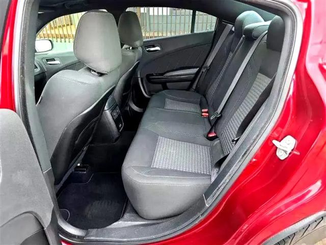 2019 Dodge Charger - Image 21