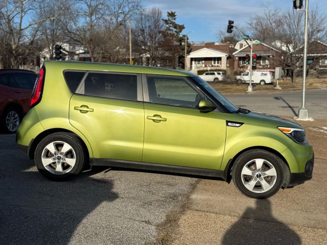 2017 Kia Soul - Image 4