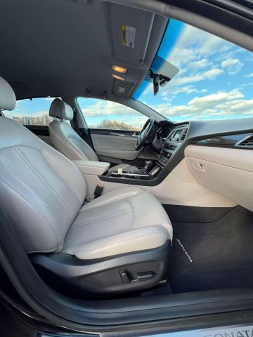2016 Hyundai Sonata Hybrid Limited Sedan 4d - Image 13