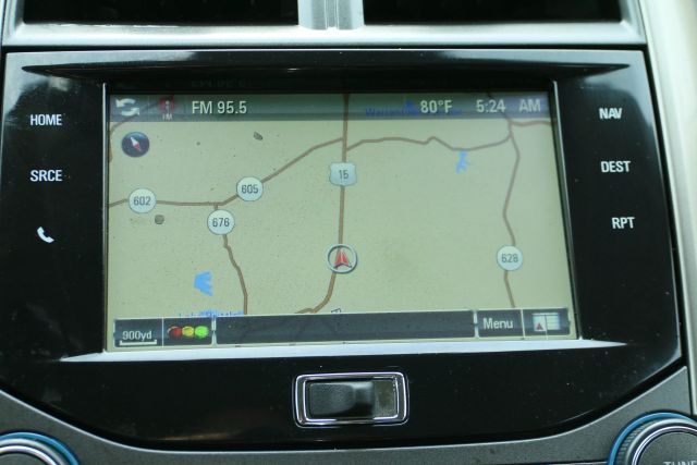 2013 Chevrolet Malibu - Image 27