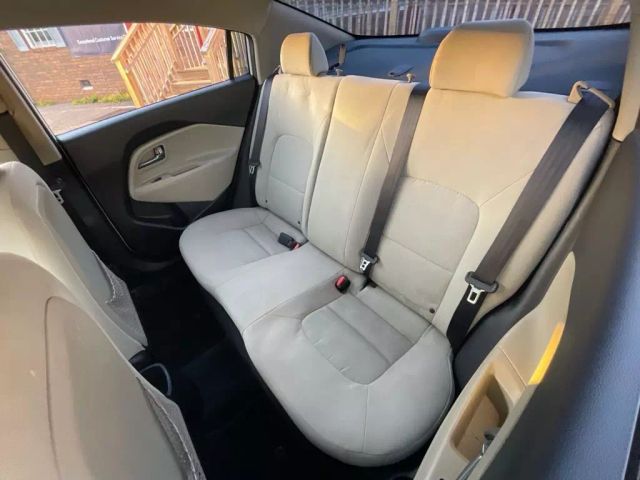 2013 KIA RIO SEDAN WHITE AUTOMATIC - Peach State Motors