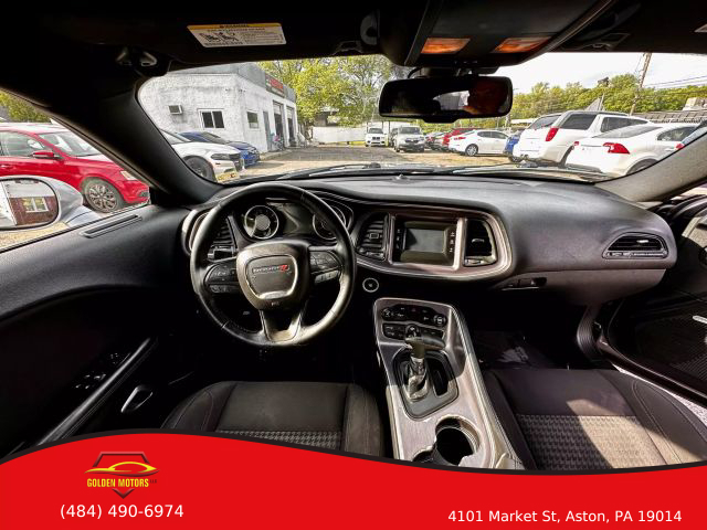 2015 DODGE CHALLENGER COUPE V6, 3.6 LITER SXT COUPE 2D