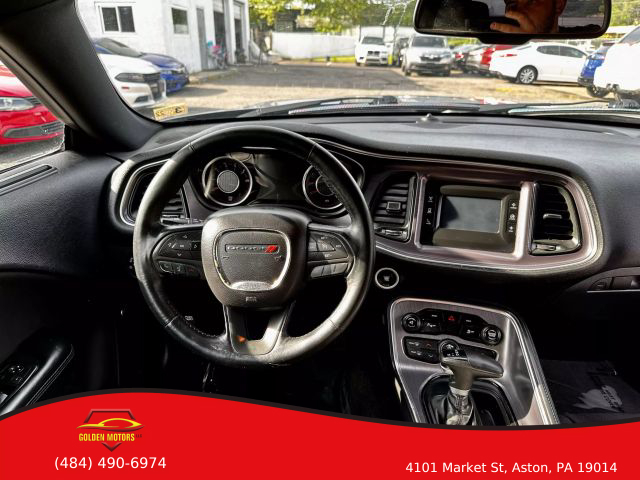 2015 DODGE CHALLENGER COUPE V6, 3.6 LITER SXT COUPE 2D