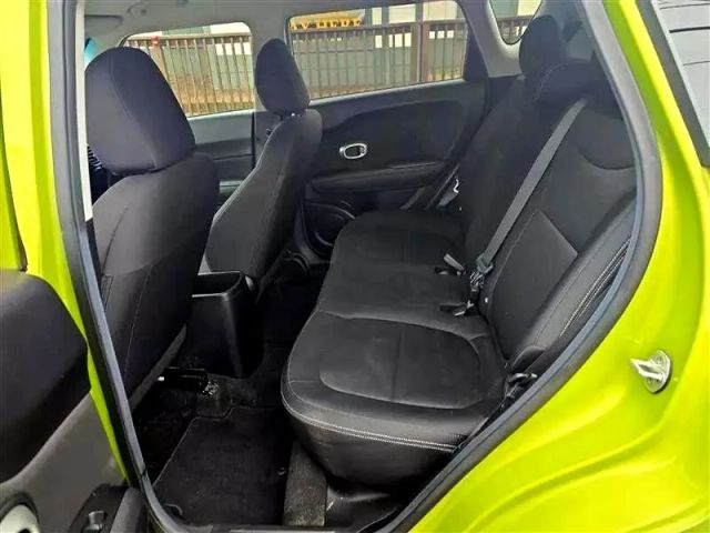 2015 Kia Soul - Image 21