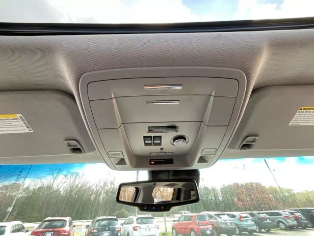 2018 CHEVROLET SUBURBAN SUV SILVER AUTOMATIC - Peach State Motors