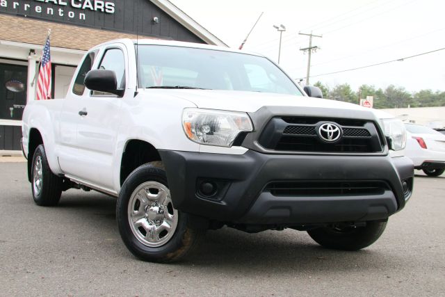 2015 Toyota Tacoma Access Cab - Image 1