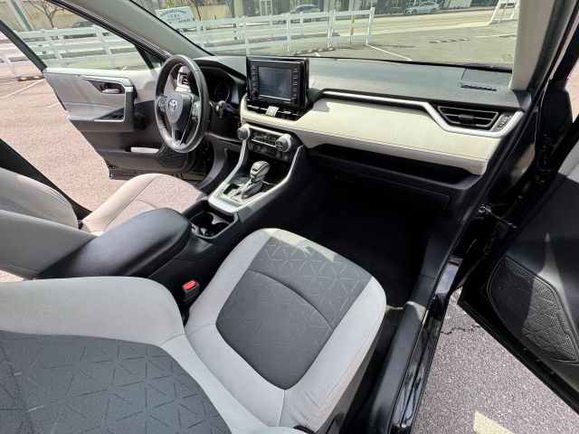2021 Toyota Rav4 - Image 23