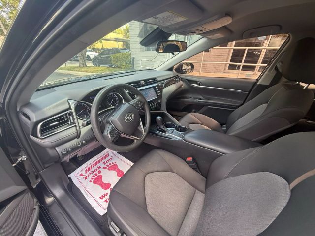 2019 Toyota Camry - Image 16