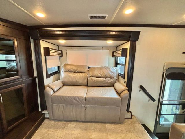 2018 Forest River Palomino Columbus - Image 20